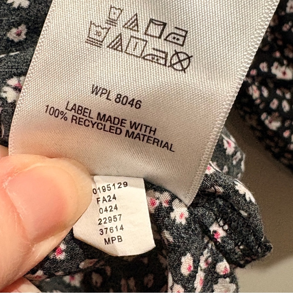 ON 34th Black Floral Button Blouse Plus Size 3X Long Sleeve Fall Top - Picture 6 of 8